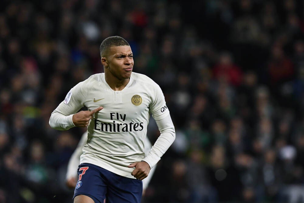 奥运冠军任子威有新身份：重庆短道速滑队主帅